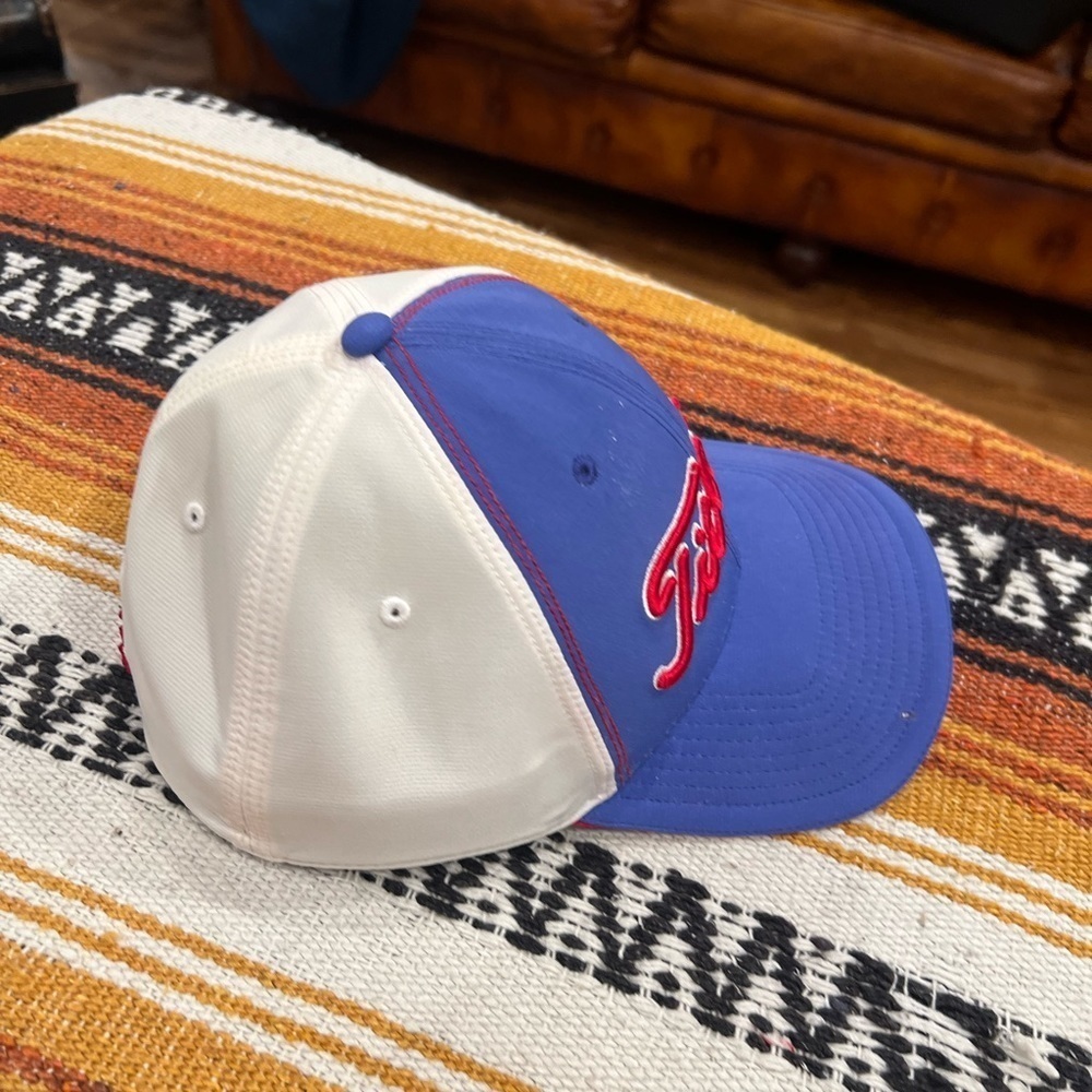 Titleist flex fit baseball cap in GUC - Picture 4 of 7